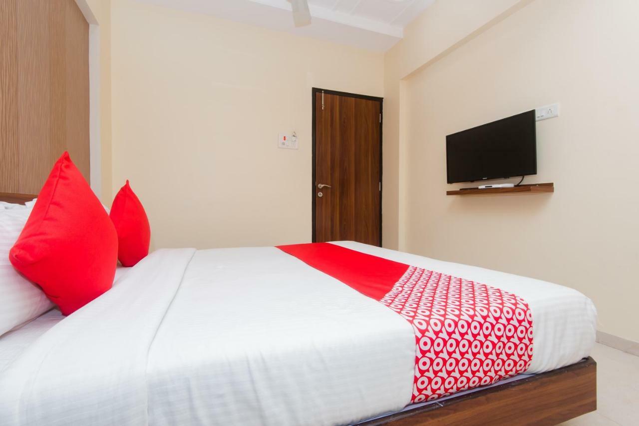 Hotel Park Inn Vasai Eksteriør billede