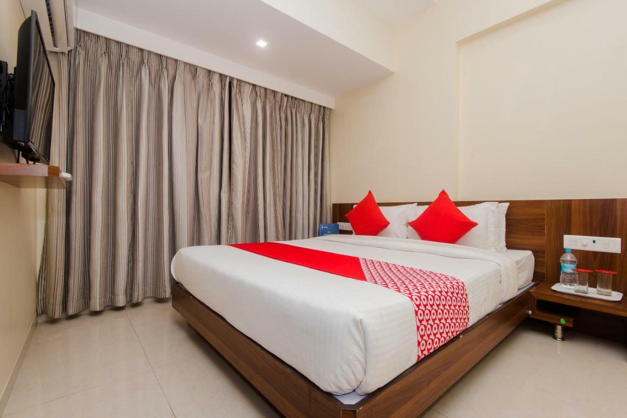 Hotel Park Inn Vasai Eksteriør billede